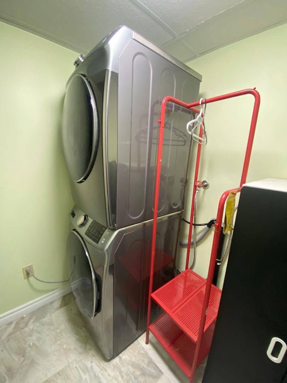 اجاره بیسمنت مبله و تمیز با ورودی کاملاً مجزا