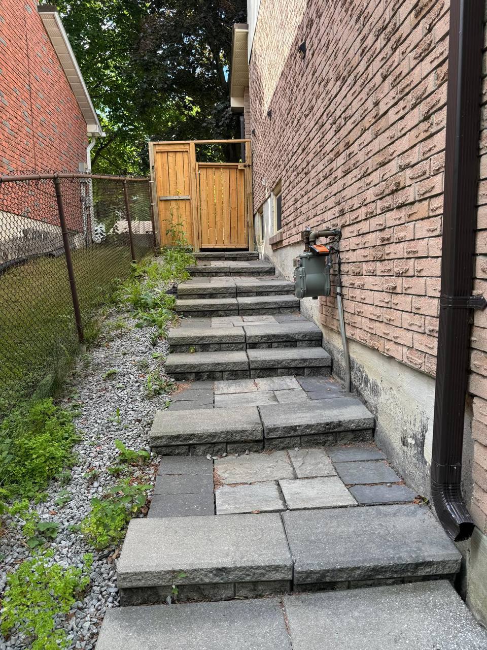 اجاره بیسمنت مبله و تمیز با ورودی کاملاً مجزا