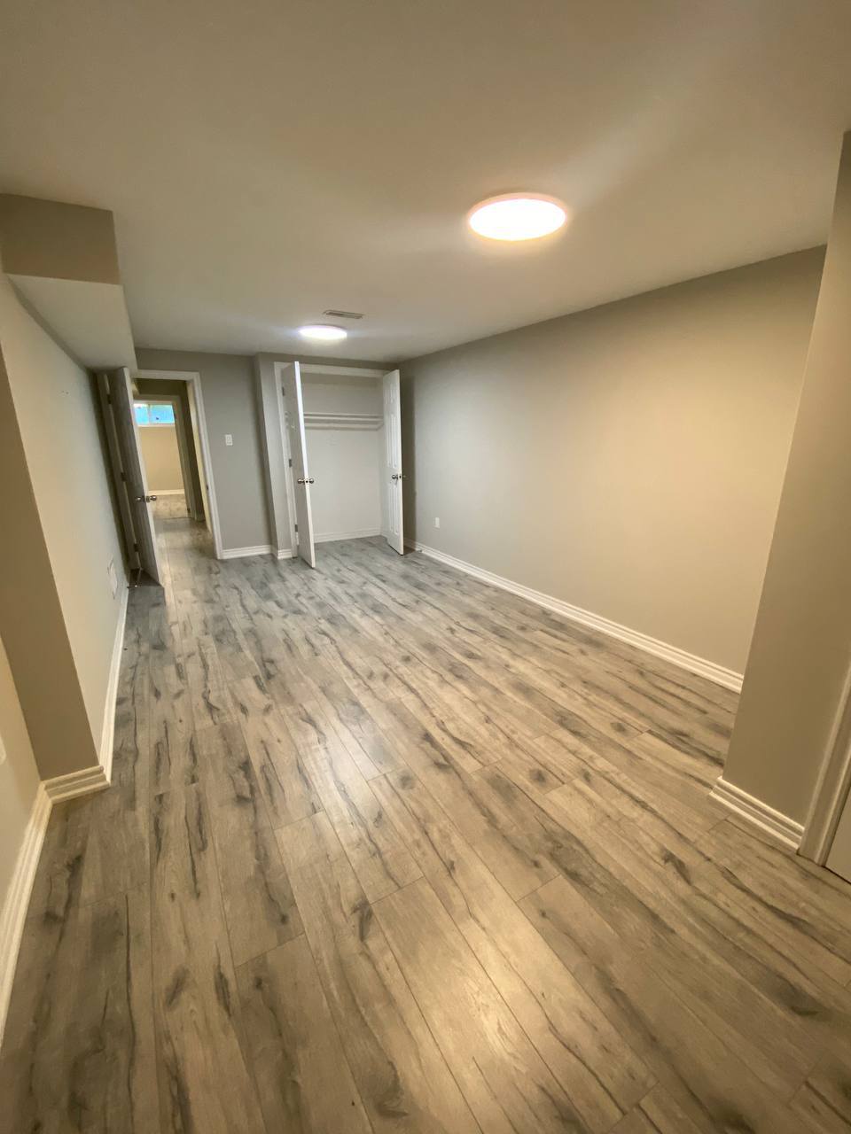 بیسمنت برای اجاره در ریچموند هیل.