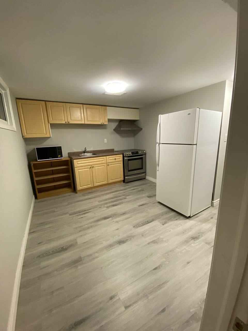 بیسمنت برای اجاره در ریچموند هیل.