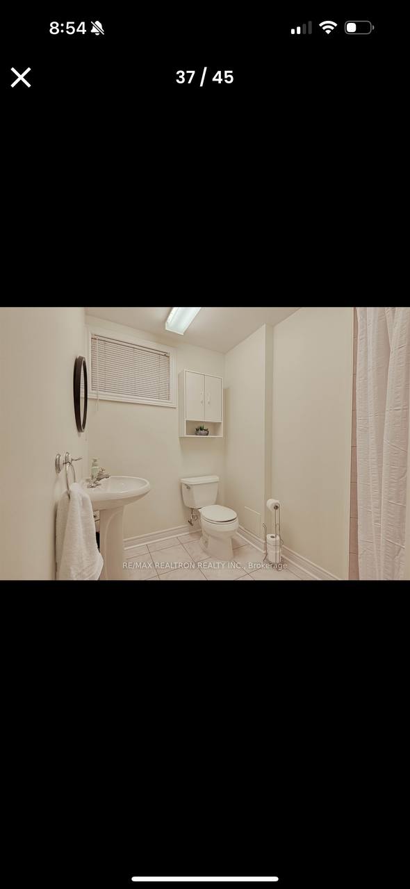 اجاره کامل بیسمنت یک خوابه تمیز کاملامجزا واقع در ریچموندهیل: