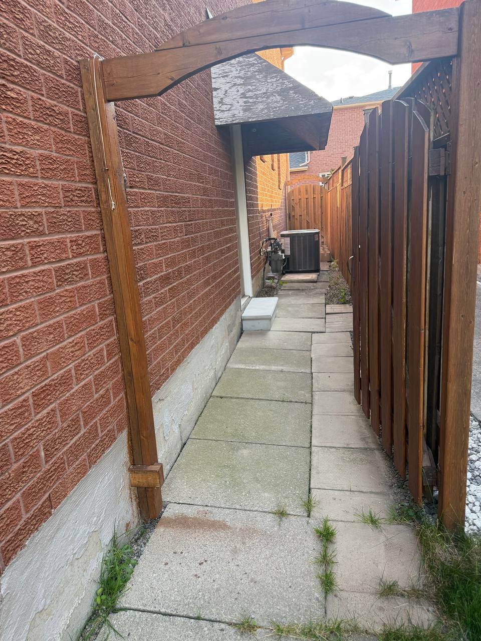 اجاره بیسمنت واک ات در منطقه نیو مارکت نزدیک یانگ