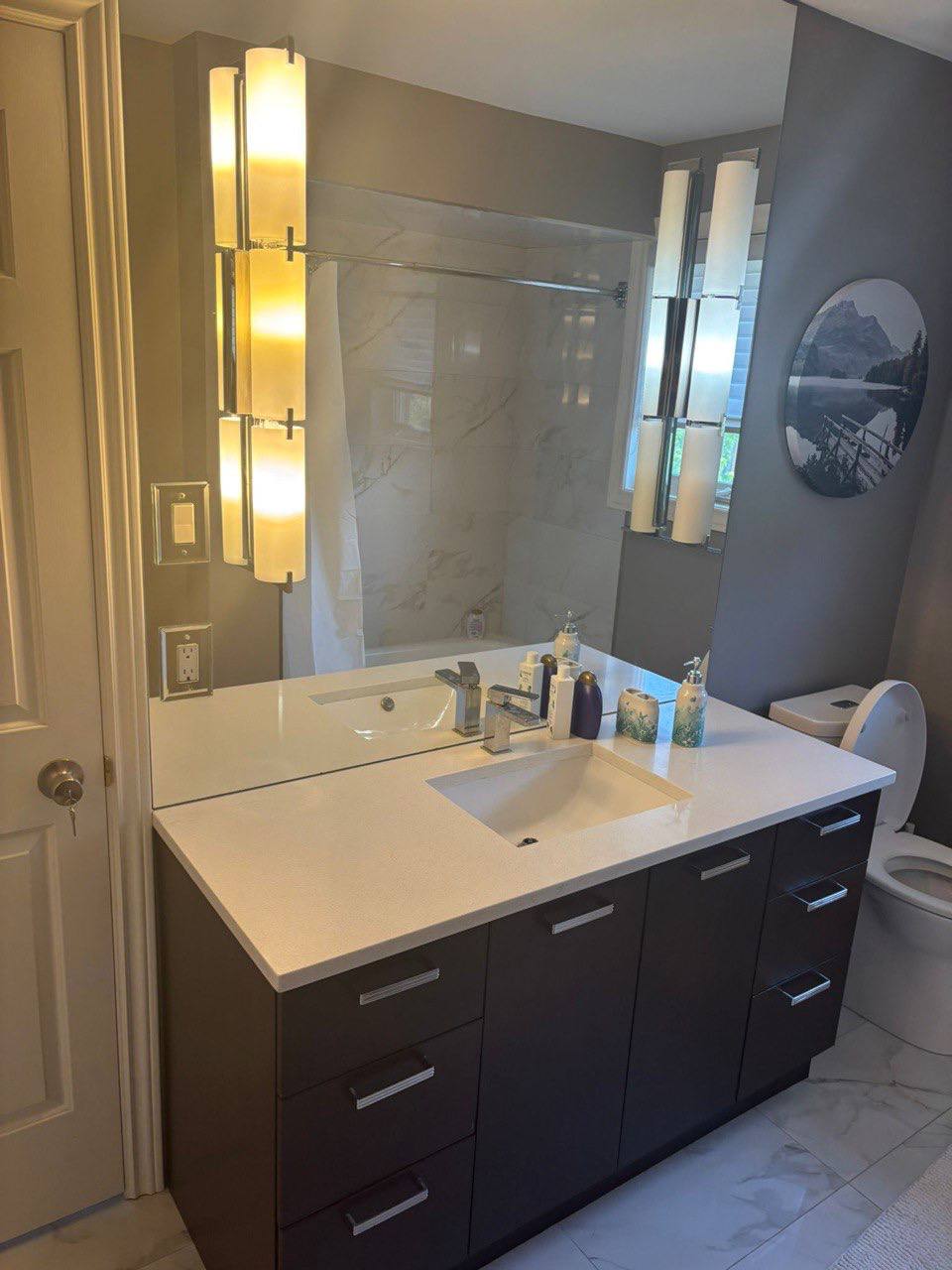 اتاقی بزرگ مستر برای اجاره – تقاطع Bayview