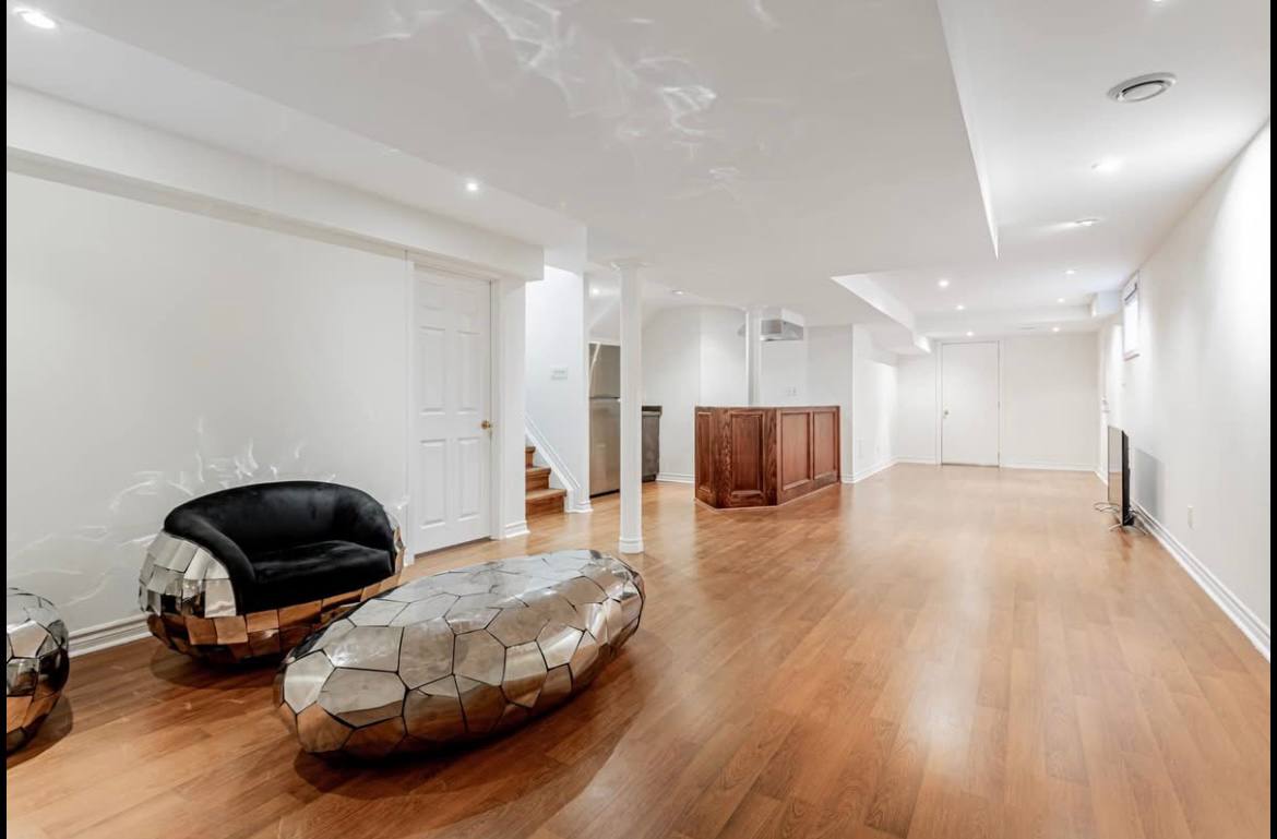 بيسمنت اپارتمان Yonge/Elgin Mills Richmond hill