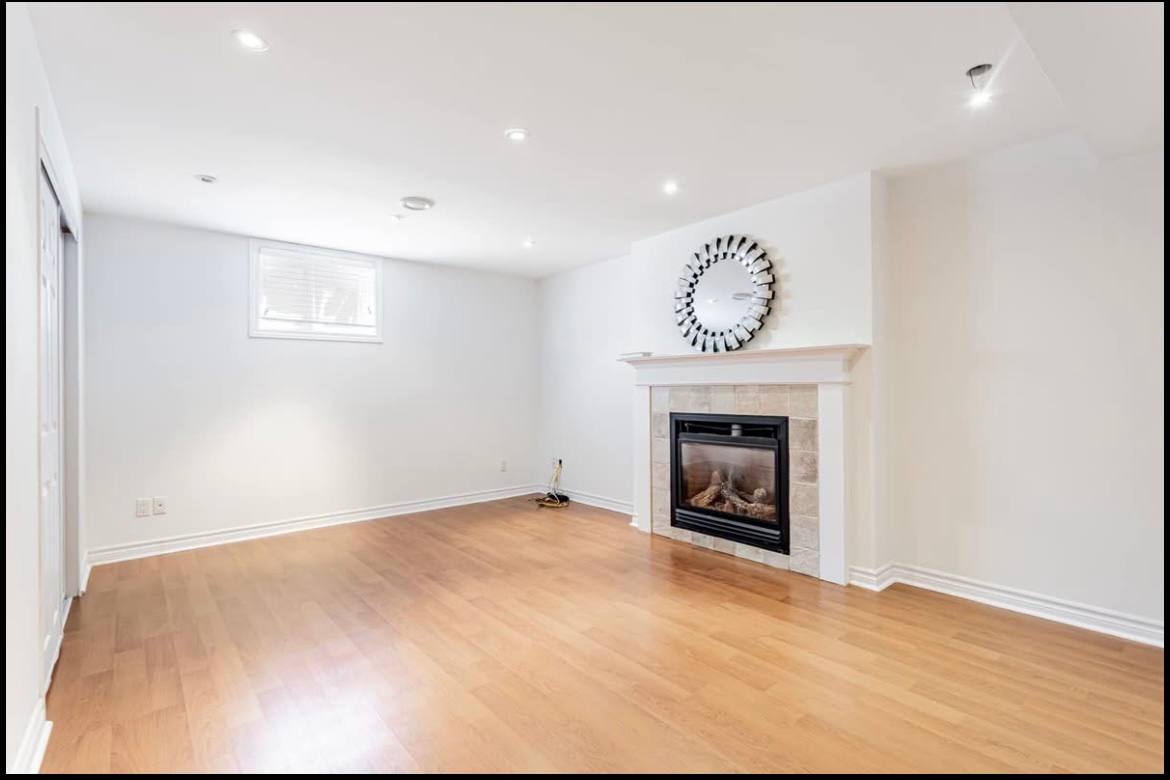 بيسمنت اپارتمان Yonge/Elgin Mills Richmond hill