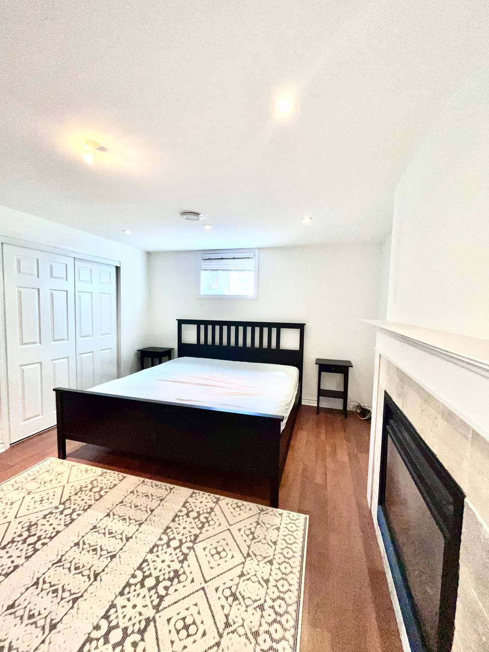 بيسمنت اپارتمان Yonge/Elgin Mills Richmond hill