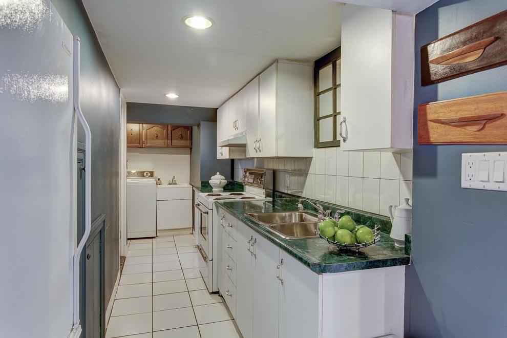 یک واحد بیسمنت در محدوده ویلو دیل (یانگ و فینچ)