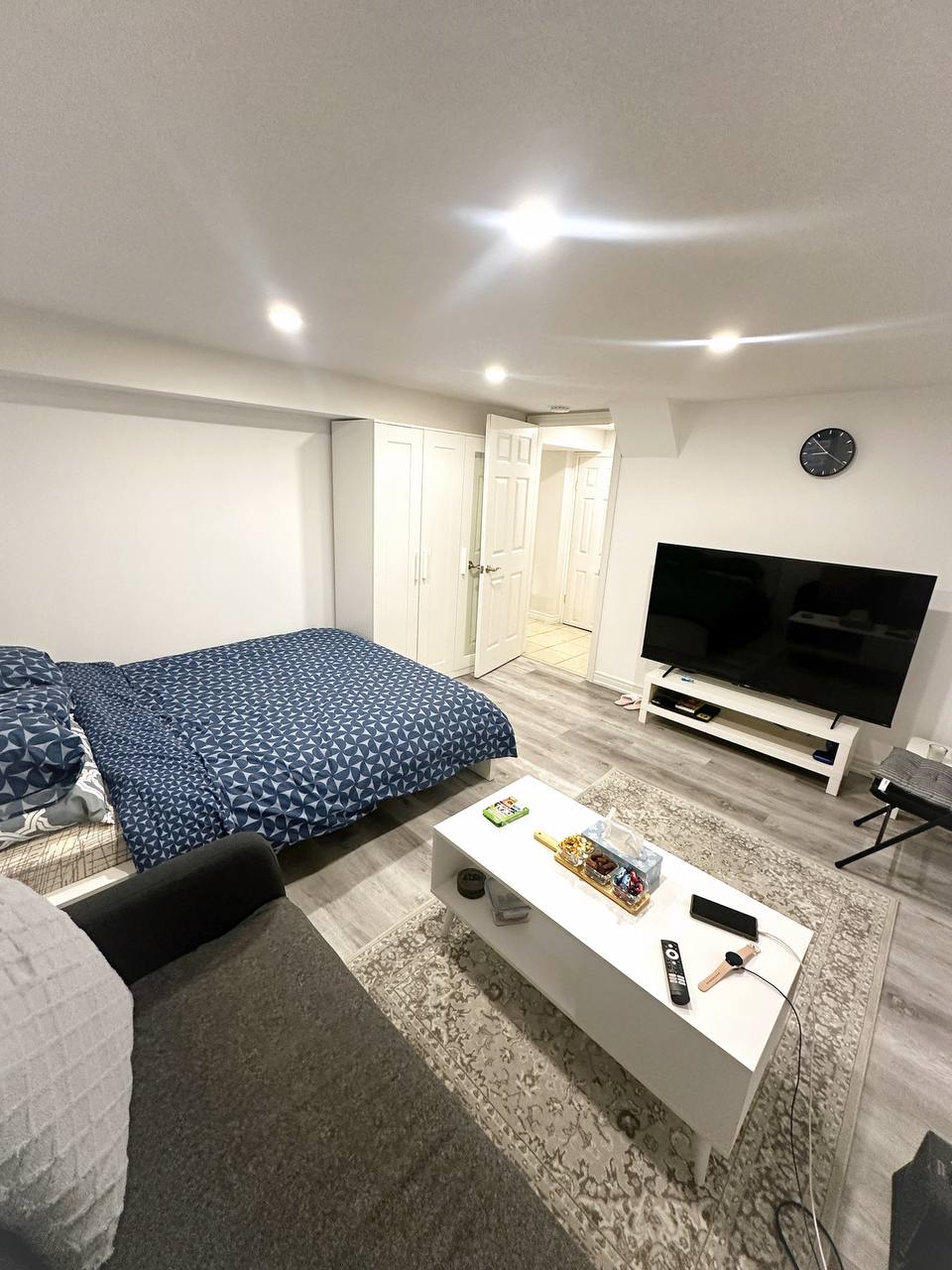 🔴بیسمت یک خوابه،نورث یورک٫یانگ فینچ