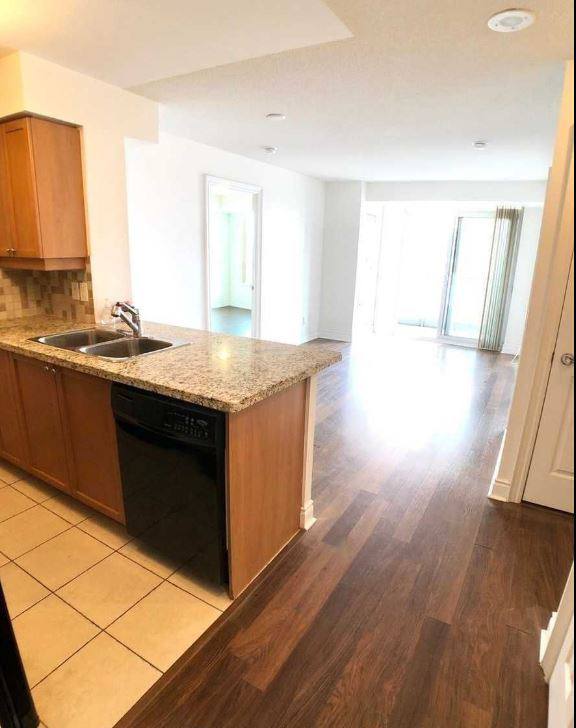 كاندو اپارتمان ٢ خوابه با ديد باز(1year).