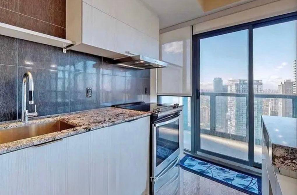 اجاره واحد یک‌خوابه لوکس در قلب تورنتو