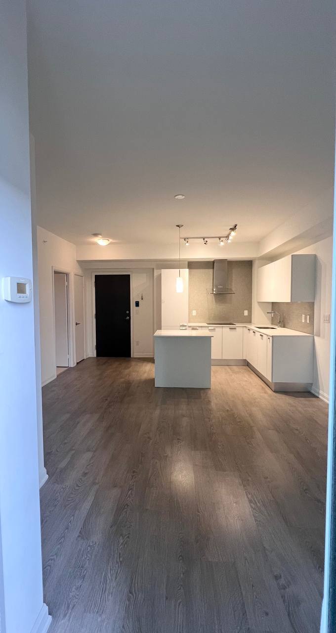 , كاندو نوساز 1 خوابه , مجهز,young. And sheepard