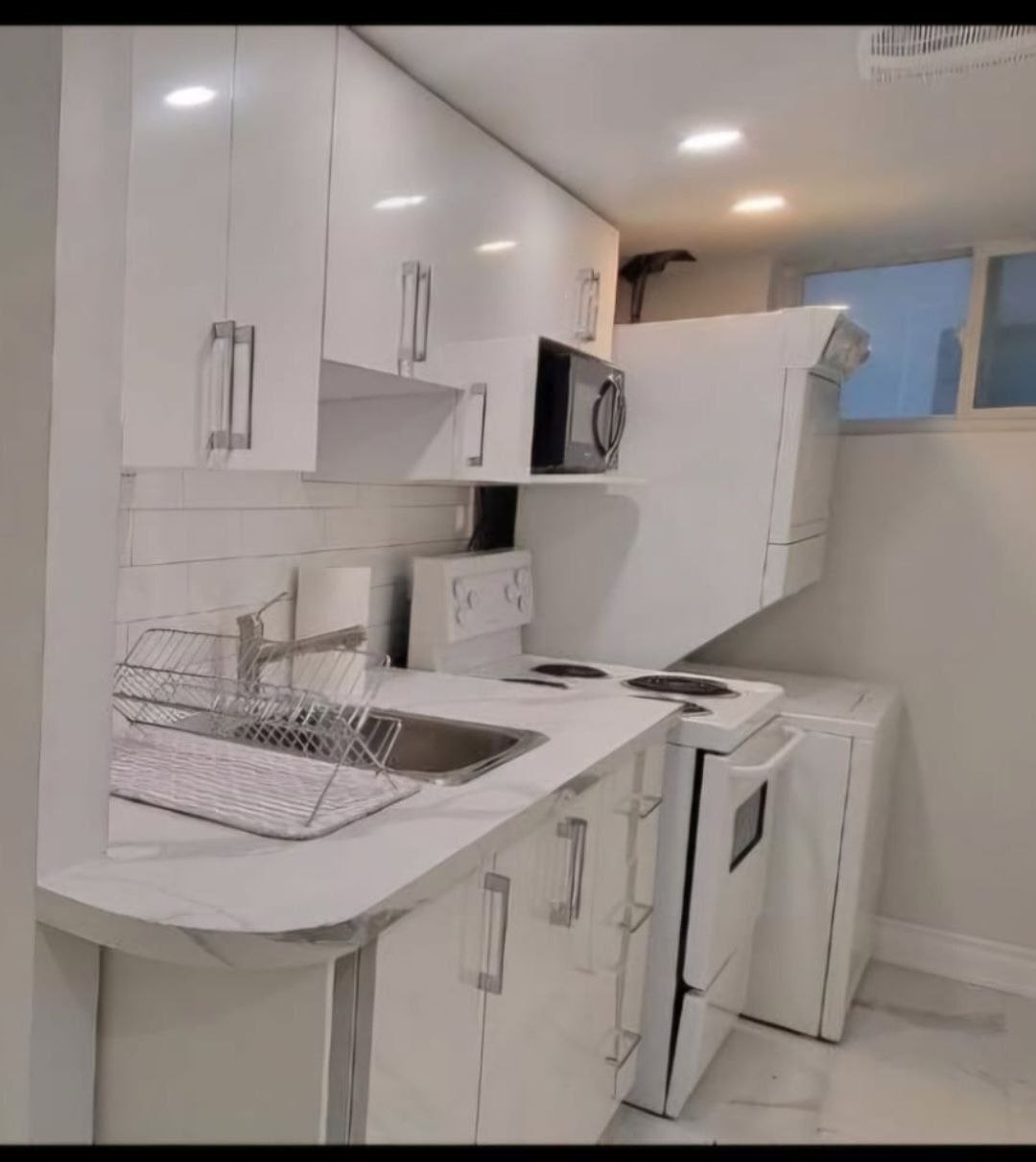 اجاره بیسمنت در منطقه نورت یورک.