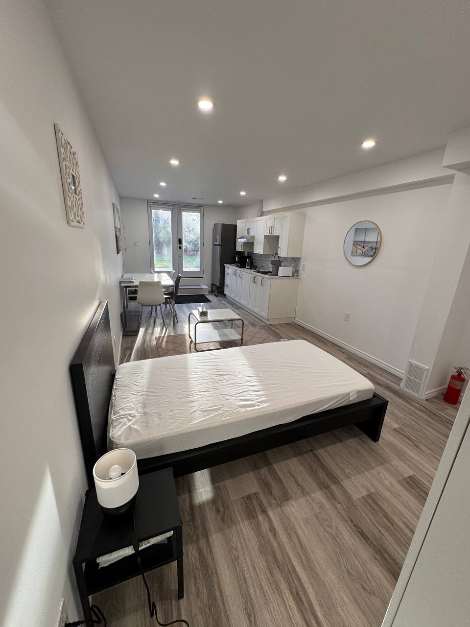 اجاره یک بچلر سوئیت واك اوت (همسطح زمین) نوساز