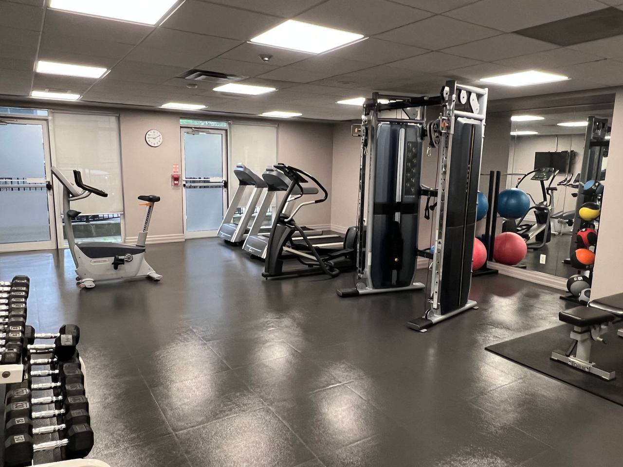 یک آپارتمان اجاره‌ای در مرکز نورث یورک