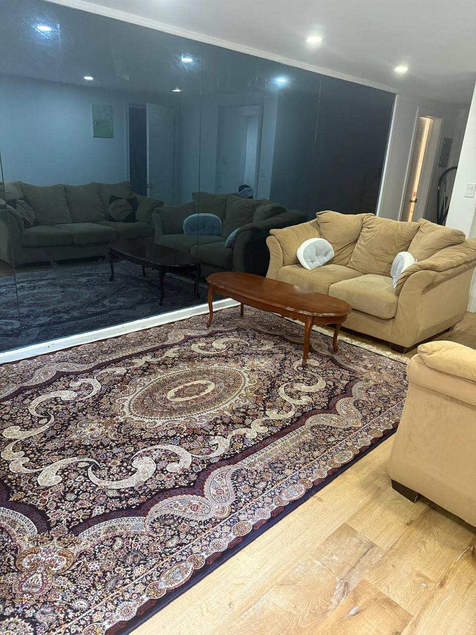 بیسمنت دو خوابه با پارکینگ