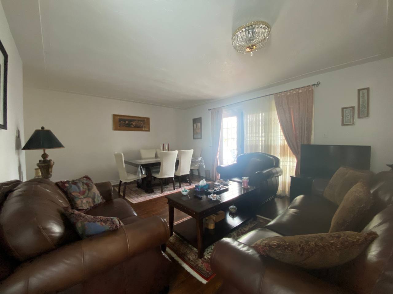 *_یک واحد خانه دیتچ_* واقع در بهترین منطقه ریچموندهیل