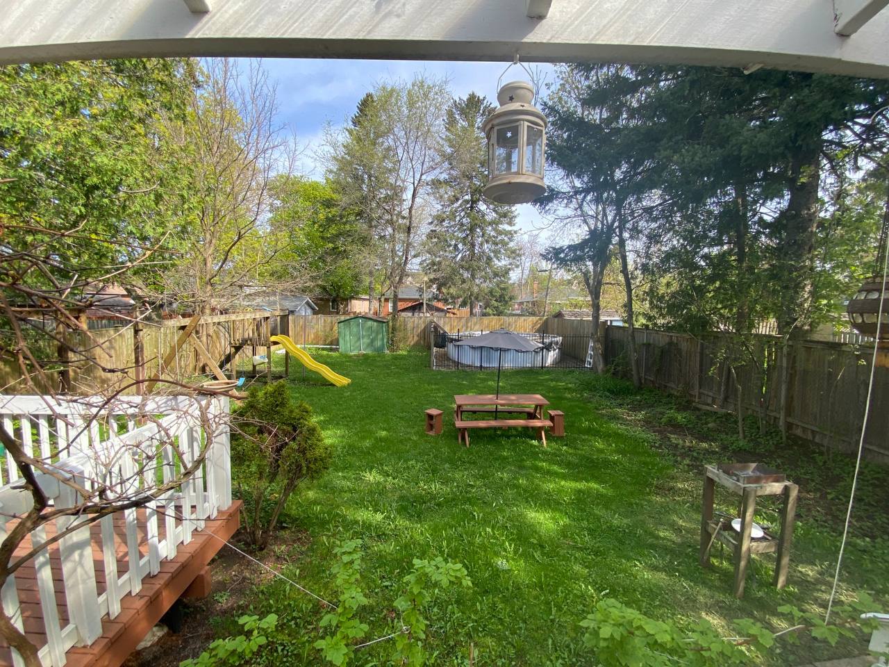 *_یک واحد خانه دیتچ_* واقع در بهترین منطقه ریچموندهیل